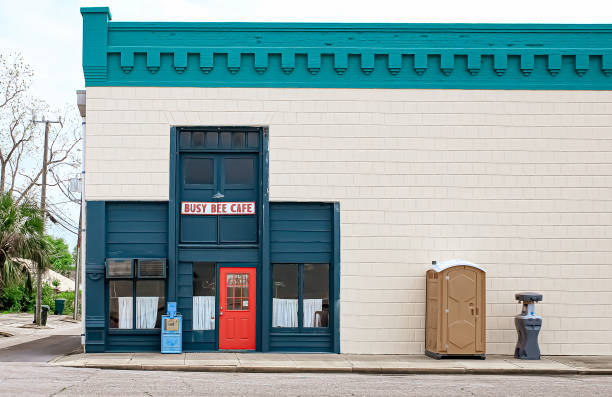 Best Portable bathroom rental  in Lawrencevle, IL